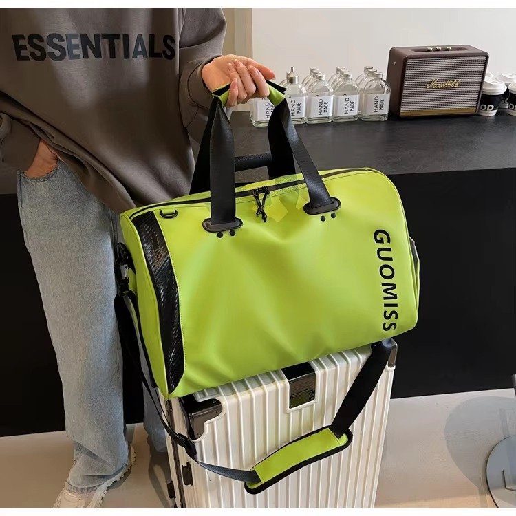 Large Capacity Travel Duffle Bag Dry Wet Separation Waterproof Sports Hand-Held Shoulder Fitness Bags with Shoes Compartment detail image