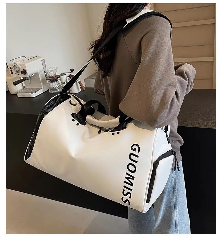 Large Capacity Travel Duffle Bag Dry Wet Separation Waterproof Sports Hand-Held Shoulder Fitness Bags with Shoes Compartment detail image
