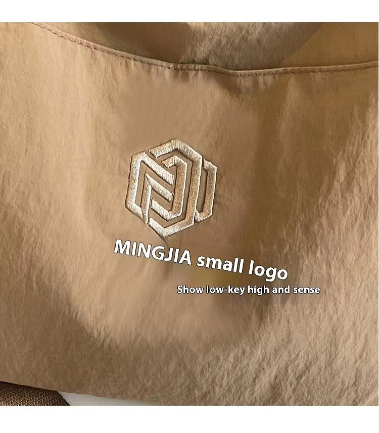 Embroidered Large Capacity Duffle Travel Duffel Tote Bag Handbag Lightweight Waterproof Sports Gym Fitness Luggage Bag detail image