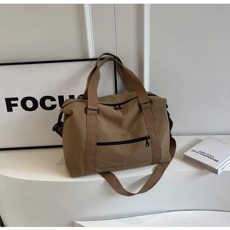 Embroidered Large Capacity Duffle Travel Duffel Tote Bag Handbag Lightweight Waterproof Sports Gym Fitness Luggage Bag detail image