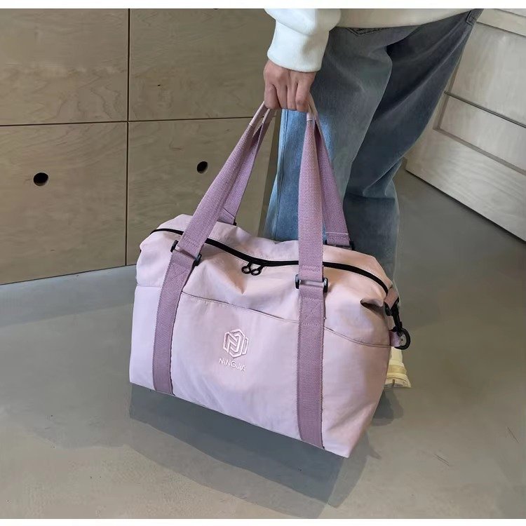 Embroidered Large Capacity Duffle Travel Duffel Tote Bag Handbag Lightweight Waterproof Sports Gym Fitness Luggage Bag detail image