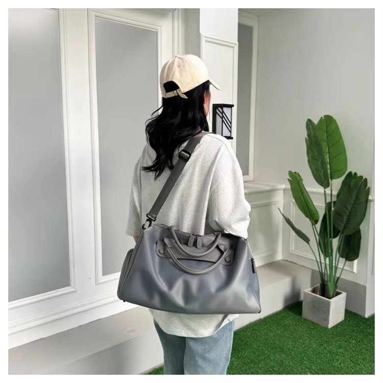 Waterproof Dry Wet Separation Oxford Sports Travel Crossbody Duffel Bag product detail