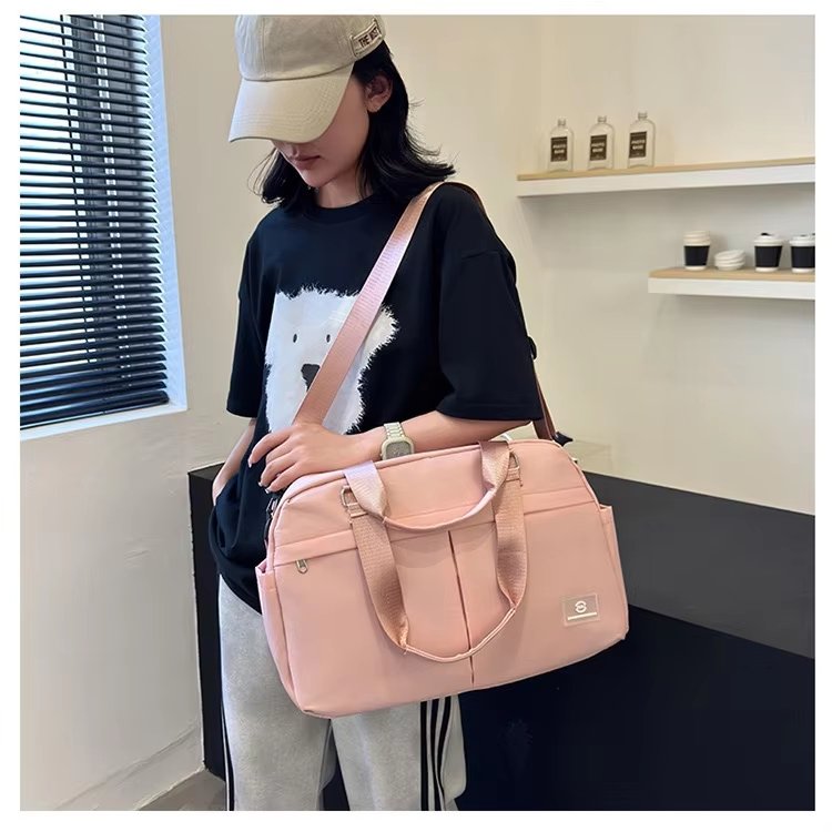 Large Capacity Multi-function Gym Sports Travel Outdoor Handbag Storage Travel Tote Bag - product detail