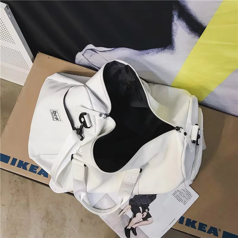 Waterproof Shoe Compartment PU Leather Sports Travel Heavy Duty Duffel Bag product detail