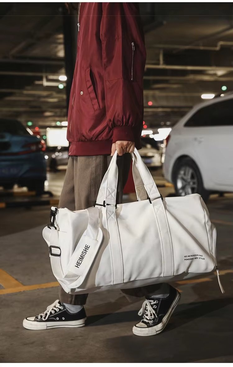 Waterproof Shoe Compartment PU Leather Sports Travel Heavy Duty Duffel Bag product detail