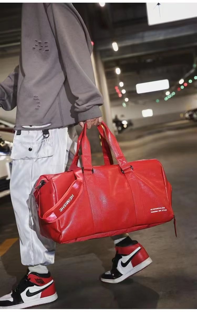 Waterproof Shoe Compartment PU Leather Sports Travel Heavy Duty Duffel Bag product detail