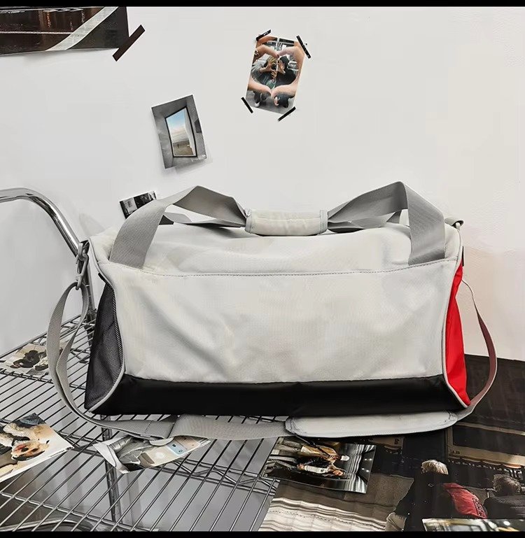 Waterproof Sports Gym Fitness Yoga Bag Weekend Shoulder Travel Luggage Duffel Bag Handbag with Shoes Compartment detail image