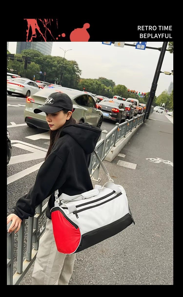 Waterproof Sports Gym Fitness Yoga Bag Weekend Shoulder Travel Luggage Duffel Bag Handbag with Shoes Compartment detail image