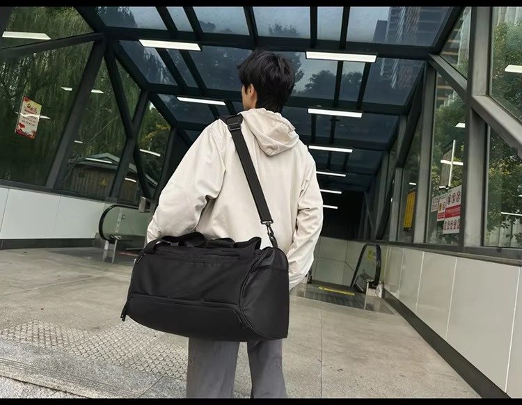 Waterproof Sports Gym Fitness Yoga Bag Weekend Shoulder Travel Luggage Duffel Bag Handbag with Shoes Compartment detail image