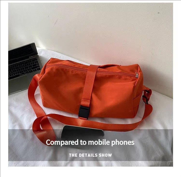 Large Capacity Solid Color Single Shoulder Crossbody Toast Bag Waterproof Sport Gym Fitness Travel Duffel Bag For detail image
