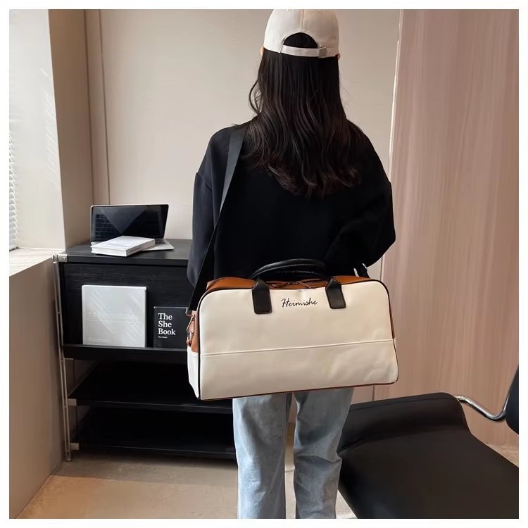 Waterproof PU Leather Business Travel Overnight Duffel Bag product detail