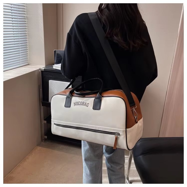 Waterproof PU Leather Business Travel Overnight Duffel Bag product detail