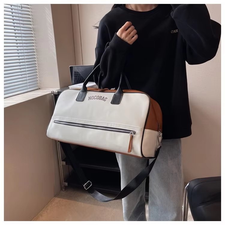 Waterproof PU Leather Business Travel Overnight Duffel Bag product detail