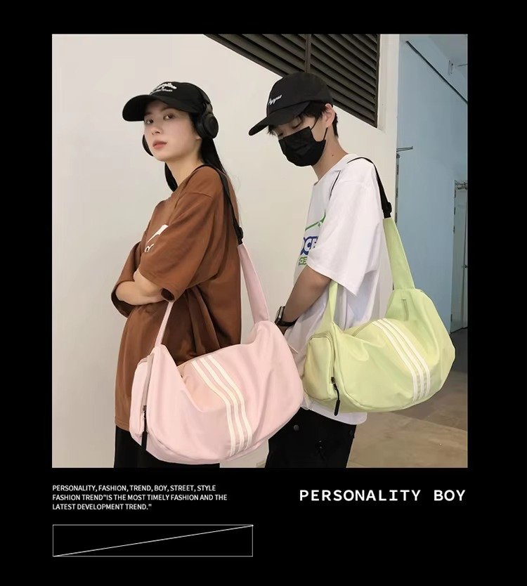 Large Capacity Sports Swimming Yoga Fitness Bag Casual Lightweight Messenger Travel Duffel Bag Lightweight Storage Crossbody Bag detail image