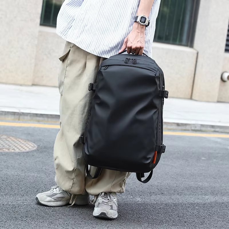 Water-Resistant Large Capacity Modern Travel Oxford Vacuum Backpack product detail