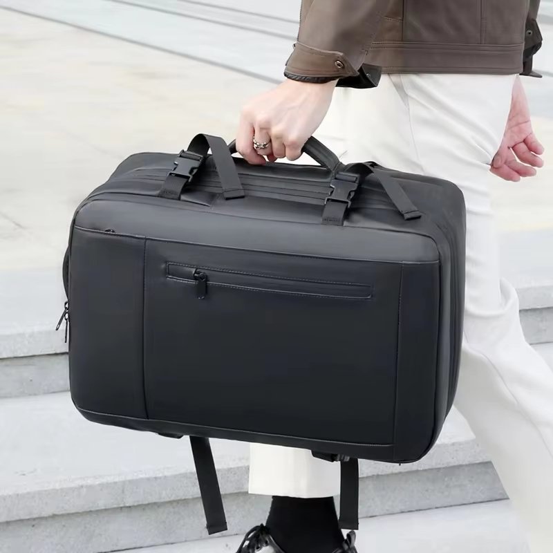 Water-Resistant Large Capacity Expandable Business Travel PU Leather Vacuum Backpack product detail