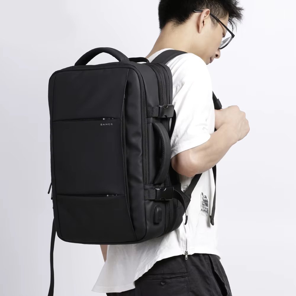 Water-Resistant Expandable USB Business Travel Oxford Laptop Backpack product detail