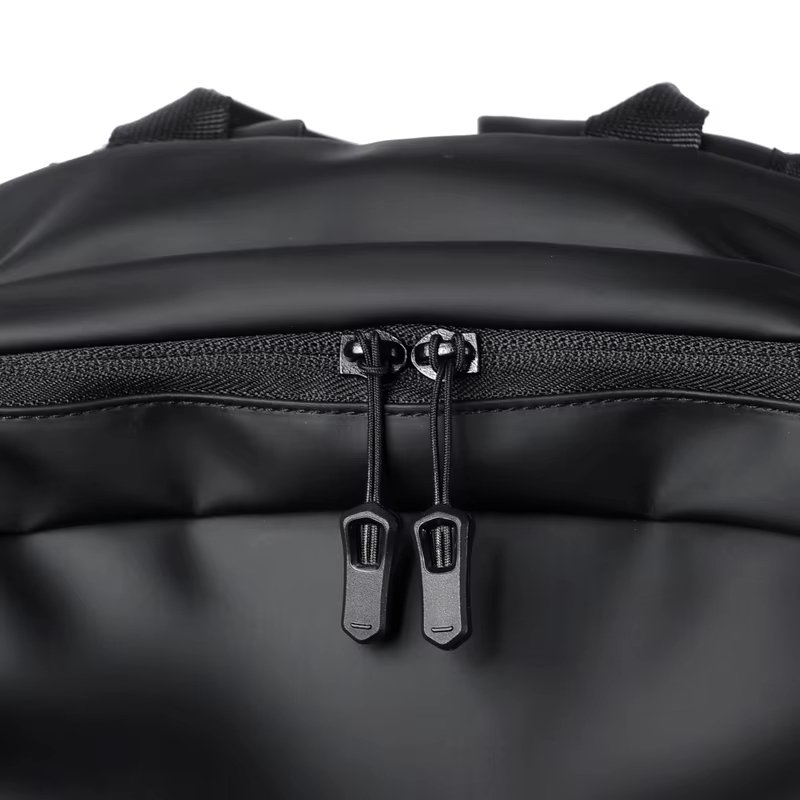 Anti-Theft Water-Resistant USB Outdoor Business Leather Laptop Backpack product detail