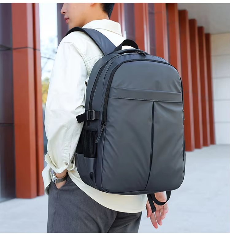 Anti-Theft Water-Resistant Outdoor Business Travel Leather Laptop Backpack product detail