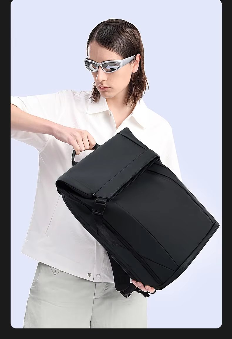 Anti-Theft Water-Resistant Business Casual PU Leather Laptop Backpack product detail